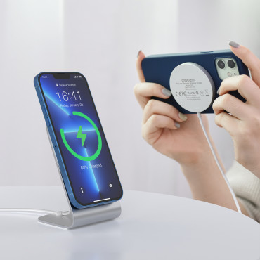 15W indukcijski nakladalec z magsafe + magnetnim stojalom za telefon - bela