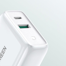 Hitro USB-C + USB 36 Omrežni polnilnik v Quick Charge 4.0 Power Dostava Bela