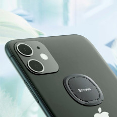 Ultrathin selvklebende ringhåndtak står for rosa telefon