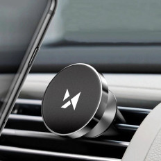 Alça magnética no telefone para uma grade de carro preta