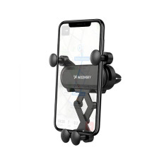 Lidar com o telefone para um carro de gravidade em uma ventilação xadrez