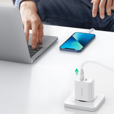 Omrežni polnilnik za 2x USB-C 40W Power Dostava