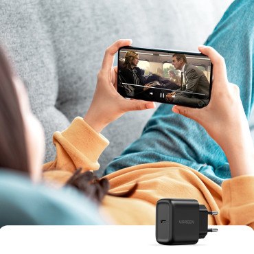 Carregador de rede para USB-C 25W PD + cabo preto USB-C 2M