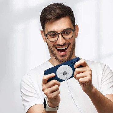 Vezeték nélküli töltő Qi 15w szilikon tokban kompatibilis a magsafe white