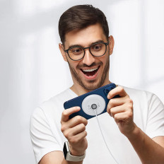 Vezeték nélküli töltő Qi 15w szilikon tokban kompatibilis a magsafe white