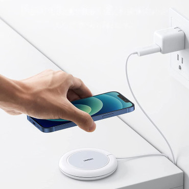 Vezeték nélküli töltő Qi 15w szilikon tokban kompatibilis a magsafe white