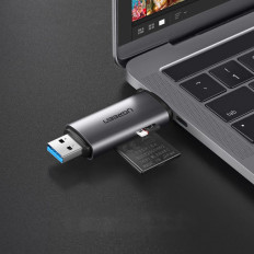 Universal SD Micro SD-kortläsare på USB 3.0 och USB-C 3,0 Grå