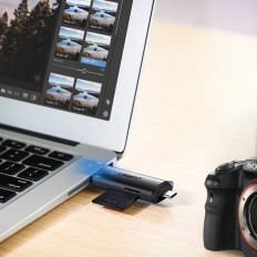 Universal SD Micro SD-kortläsare på USB 3.0 och USB-C 3,0 Grå