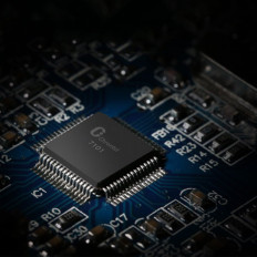 Adapterio adapteris HDMI laido vyras į VGA female fhd juoda