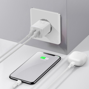 Liten kompakt 2x USB 10.5W Vitladdare