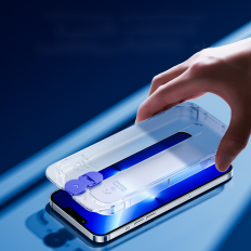 Tvrdené sklo pre iPhone 14 PLUS s priehľadnou Knight Montážna súprava