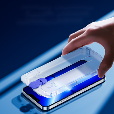 Vidrio templado para iPhone 14 Pro Max con conjunto de caballero transparente