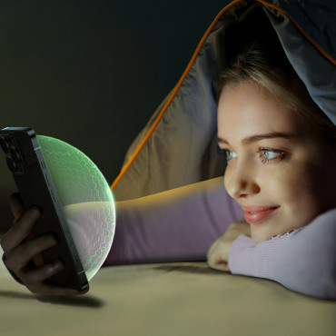 Vidro temperado verde para iPhone 14 Pro com anti filtro de luz azul na tela do cavaleiro
