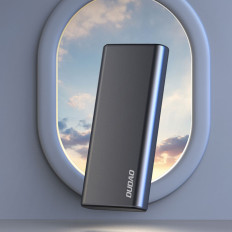 Powerbank 10000mAh metal med sølv ladningsniveauindikator