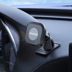 Selbstklebender magnetischer Autohalter für ein schwarzes Cockpit