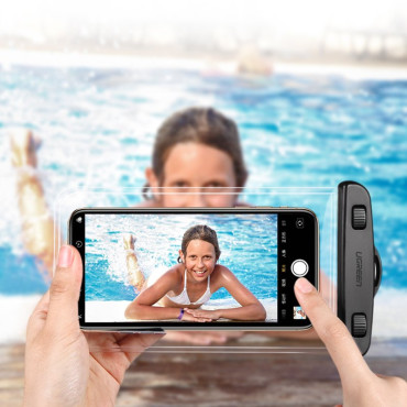 Waterproof phone bag with a leash IPX8 up to 30m black