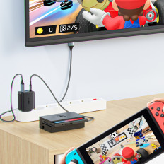 2in1 Omrežni polnilnik z USB-C kablom + adapterjem USB-C - HDMI 4K črna