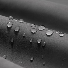 Väikesed kotikese reisikottide puhul telefoni kõrvaklapid ja muud hallid tarvikud