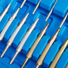 A set of tools for assembly of dismantling SAC self-clutches - 48 el.