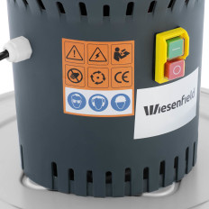 Um moedor para grão de milho de grão 60 l 400 kg / h 1300 w