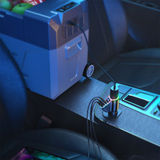 4in1 USB-A 2x USB-C PD 150W Carregador de carro preto