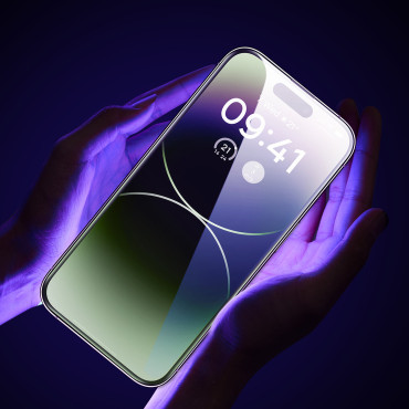 Vidrio templado para iPhone 14 Pro en toda la pantalla. 0.3mm Luz anti azul