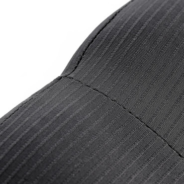 Travesseiro lombar com uma forma de um carro preto comfortride