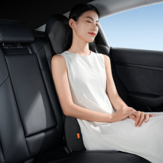 Travesseiro lombar com uma forma de um carro preto comfortride