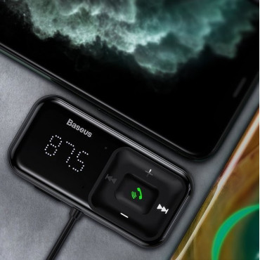 FM-sändare Bluetooth Wireless med laddare S-16 Overseas Edition Svart