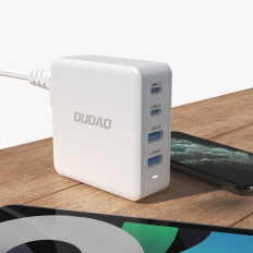 Gyors és erős GAN 2x USB-C 2X USB 100W fehér hálózati töltő