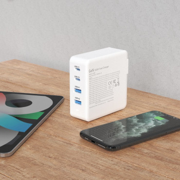 Snabb och stark GAN 2x USB-C 2x USB 100W vit nätverksladdare