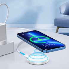 Induktionslastare för iPhone Magsafe med ett 15W vitt handtag
