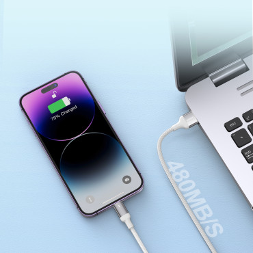 Kabel kabela za iPhone A10 serije USB - Munja 2.4a 1.2m Bijela