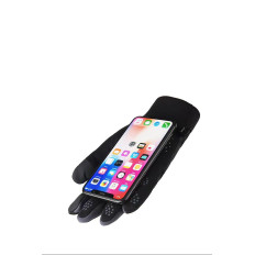 Dotaknite se rokavic za športne telefonske veter, ki je siva