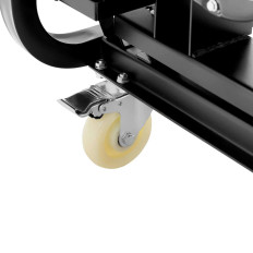 Aggregato. Generatore del generatore. Diesel. Mobile 240/400 V 8500 in 10 kVA 30 l