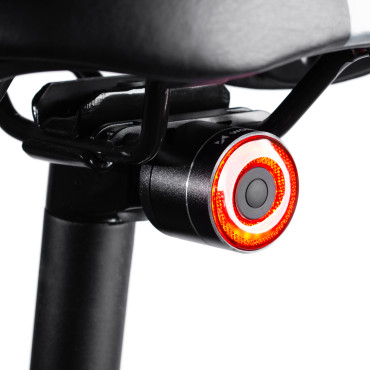 Bakre LED bakljus USB-C röd ljus sensor svart legering