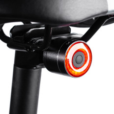 Zadné LED Zadné svetlo USB-C červená svetlo Senzor Čierna zliatina