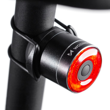 Bakre LED bakljus USB-C röd ljus sensor svart legering