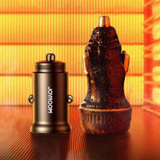 Mini-autolaturi 30W USB-A QC3.0 USB-C PD Musta