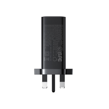 Carregador de rede GAN 140W. Plugue inglês UK 3x USB-C USB-A + USB-C Cable 1.2m