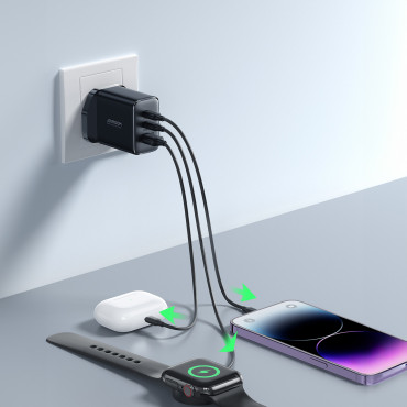 Rýchla sieťová nabíjačka 2x USB-C USB-A 32W Anglický plug UK 32W Black
