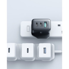 Rýchla sieťová nabíjačka 2x USB-C USB-A 32W Anglický plug UK 32W Black
