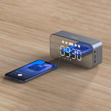 6W1 Oglejte si budilka FM radio Bluetooth zvočnik AUX Card Reader TF SD srebro
