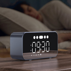6W1 Oglejte si budilka FM radio Bluetooth zvočnik AUX Card Reader TF SD srebro