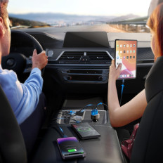 3.4A bil lader med 3x USB display svart