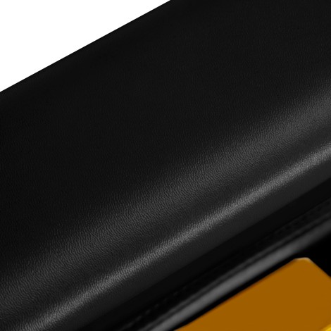 Sillón de Barbero Gabbiano Francesco negro y dorado — detalle del reposabrazos