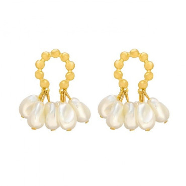 Pearl earrings, jewelry box...