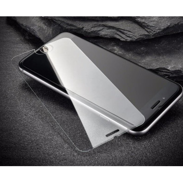 Tempered protective glass on the iPhone 15 Pro screen