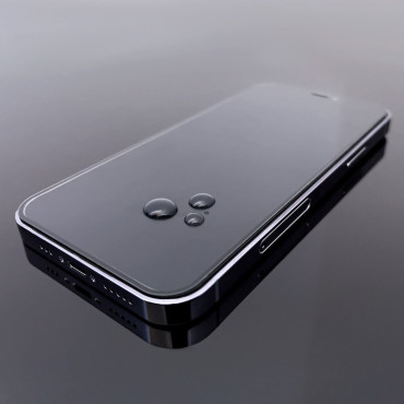 Härdat glas på hela skärmen med en ram för iPhone 15 PRO Black