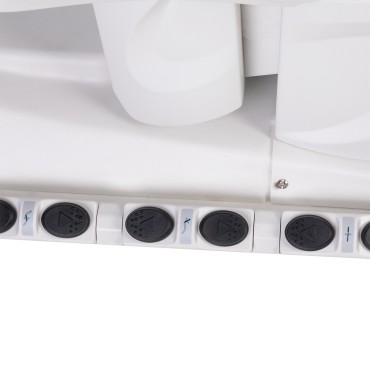 COSMETIC ELECTRIC CHAIR. AZZURRO 708B EXCLUSIVE 4 MOTORS HEATED — close-up of the controls